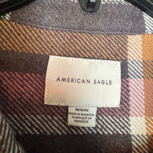 American Eagle women's size medium M plaid flannel button pink gray shacket top - Picture 12 of 13